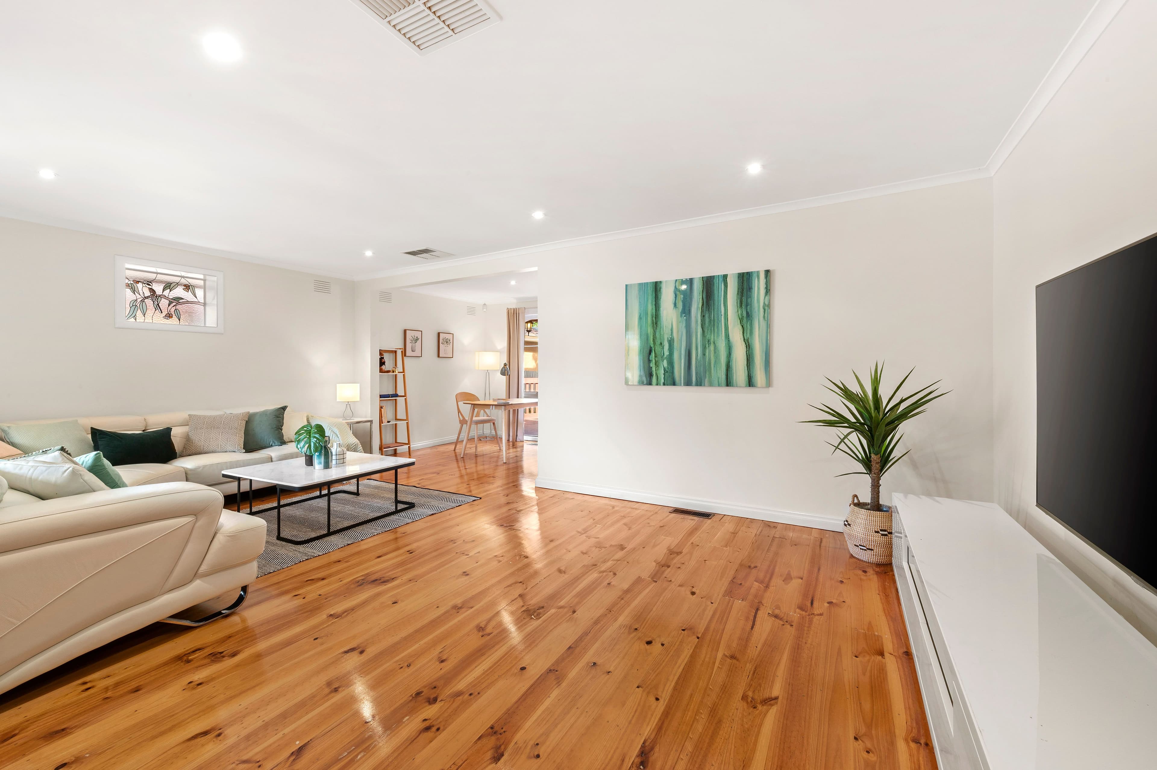 8 Zerfas Street, Scoresby VIC 3179, Scoresby - Thumbnail 3