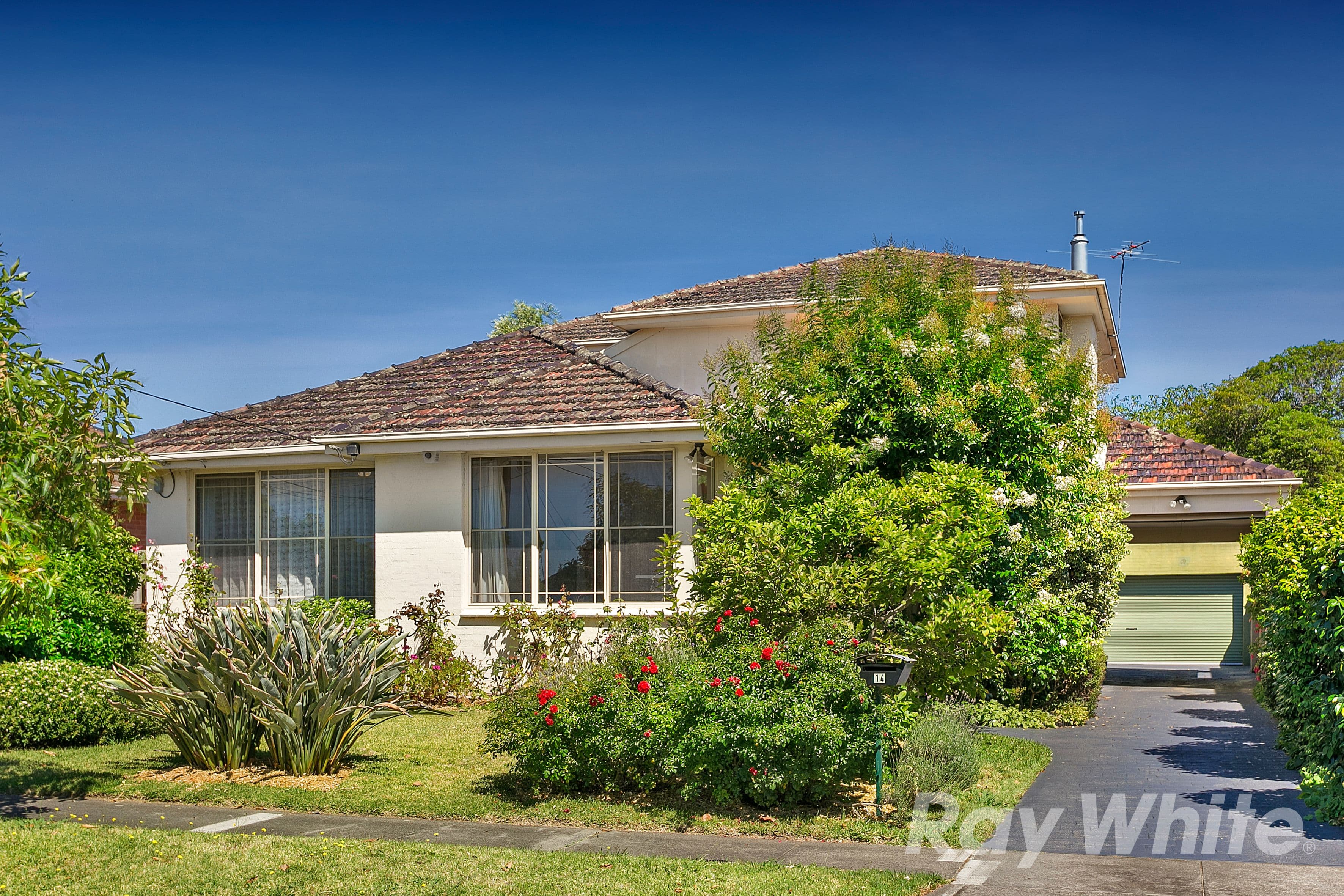14 Summit Crescent, Glen Waverley VIC 3150, Glen Waverley - Image 1