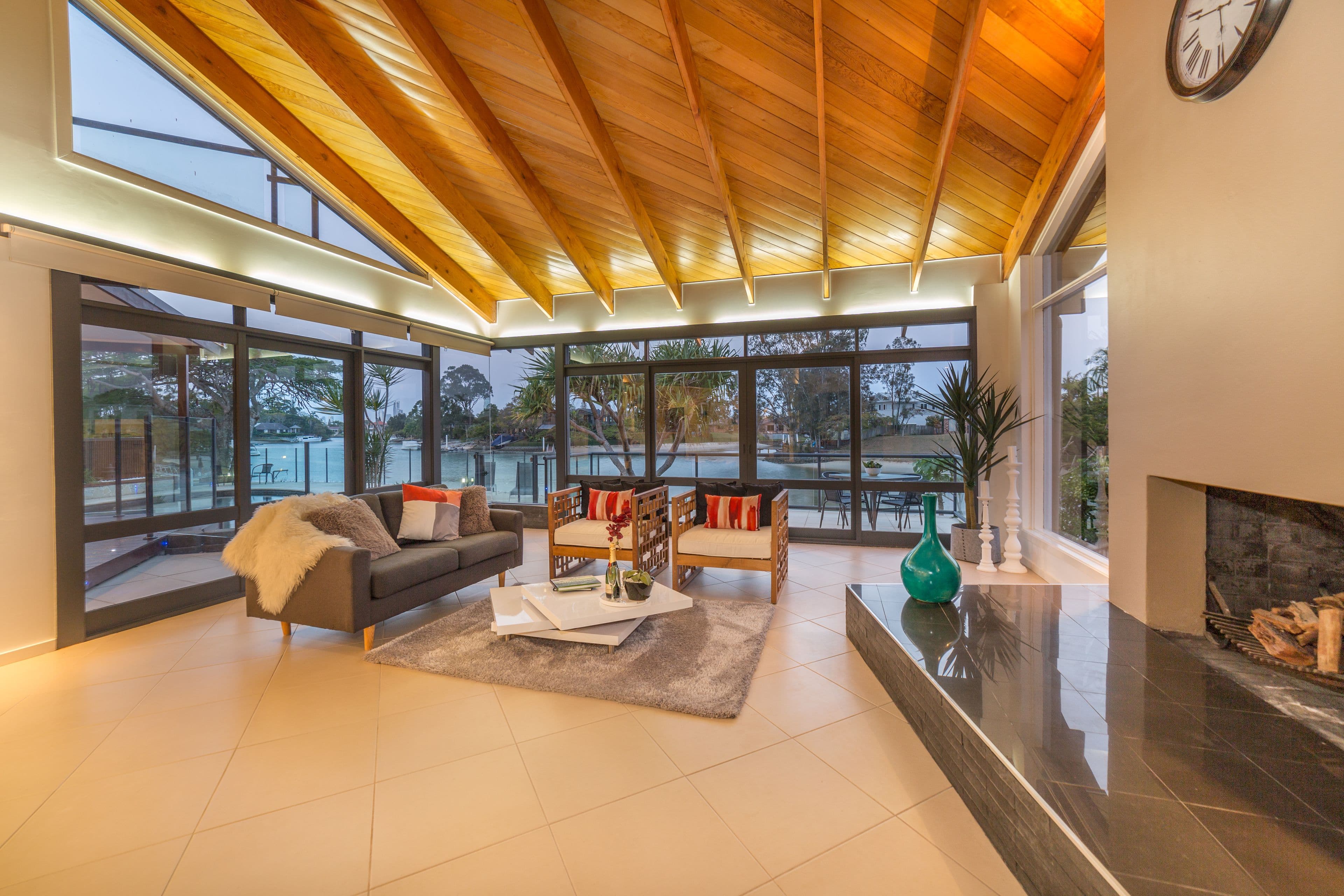 21 River Crescent, Broadbeach Waters QLD 4218, Broadbeach Waters - Thumbnail 2