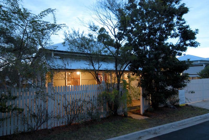 17 O'Connell Place, RED HILL QLD 4059, Red Hill - Image 1