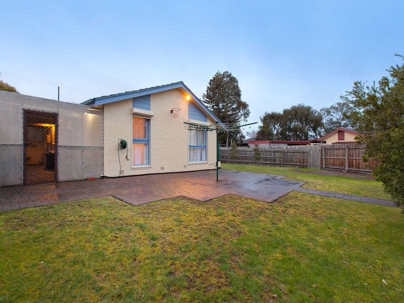 7 Sunny Court, SEAFORD VIC 3198, Seaford - Thumbnail 7