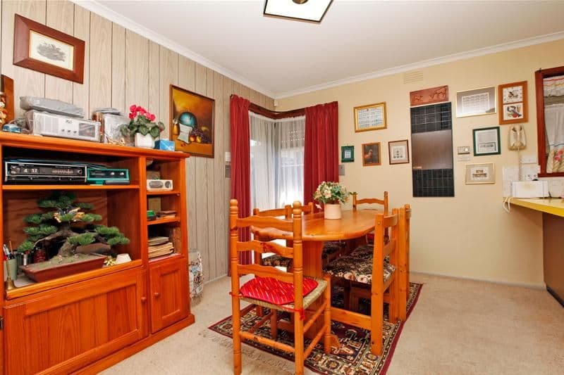 34 Sandhurst Crescent, BUNDOORA VIC 3083, Bundoora - Thumbnail 4