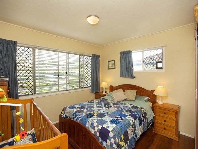 21 Togar Street, MANSFIELD QLD 4122, Mansfield - Thumbnail 5