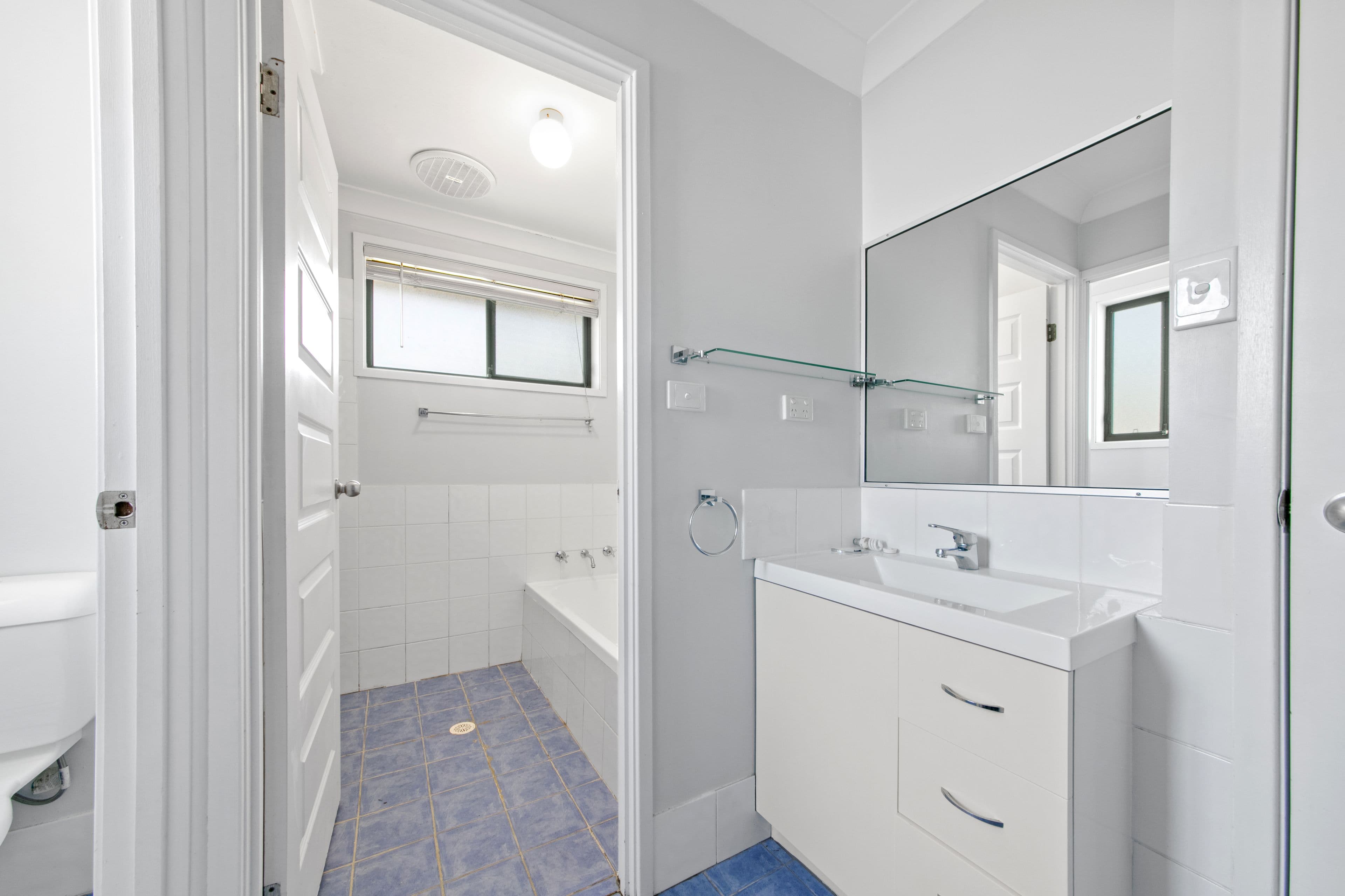 16 Annabel Avenue, Lake Munmorah NSW 2259, Lake Munmorah - Thumbnail 7