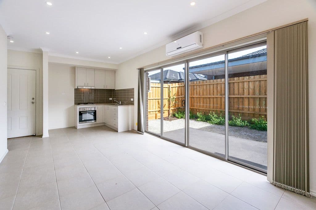 12 Newton Crescent, LALOR VIC 3075, Lalor - Thumbnail 3