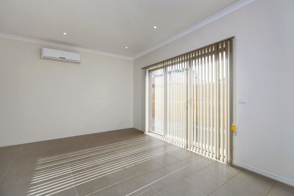 12 Newton Crescent, LALOR VIC 3075, Lalor - Thumbnail 8