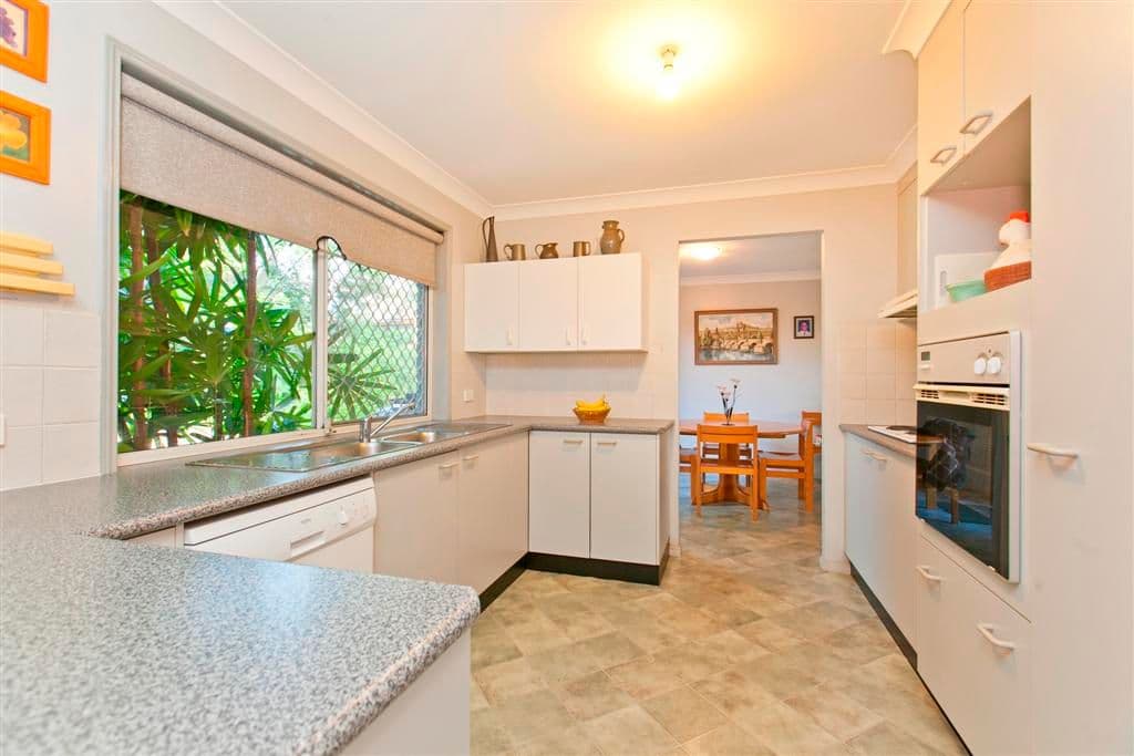 10 Lapidus Street, Birkdale QLD 4159, Birkdale - Image 1