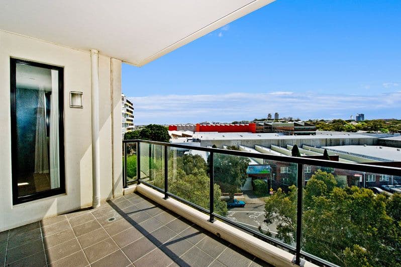 98 Joynton Avenue, ZETLAND NSW 2017, Zetland - Thumbnail 2
