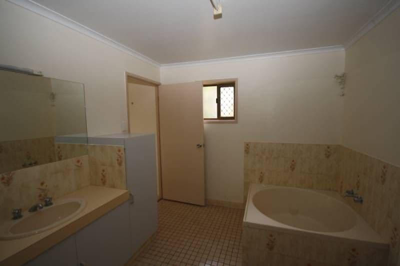 LONGREACH QLD 4730, Longreach - Thumbnail 7
