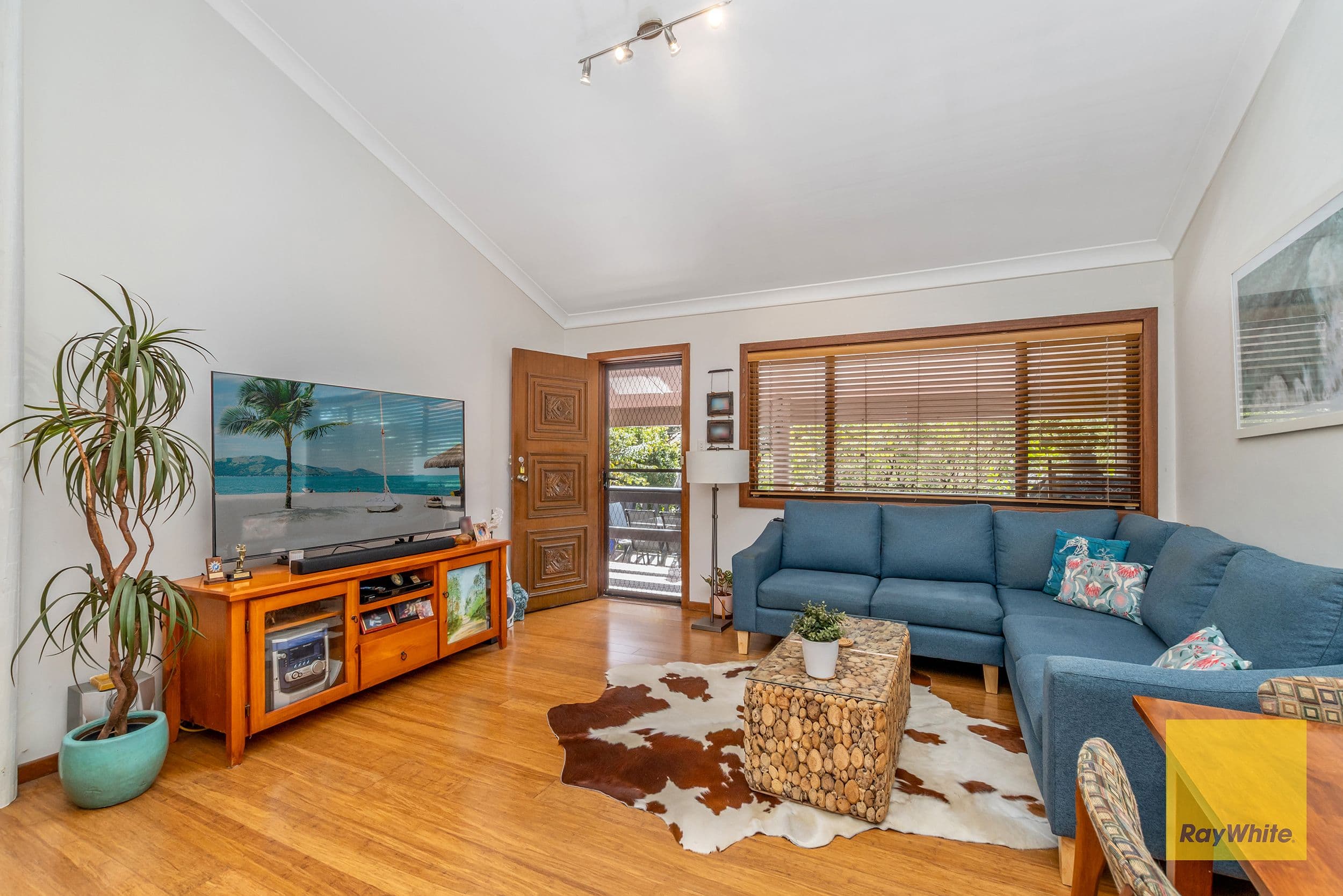 13 Edgecliff Road, Umina Beach NSW 2257, Umina Beach - Thumbnail 3