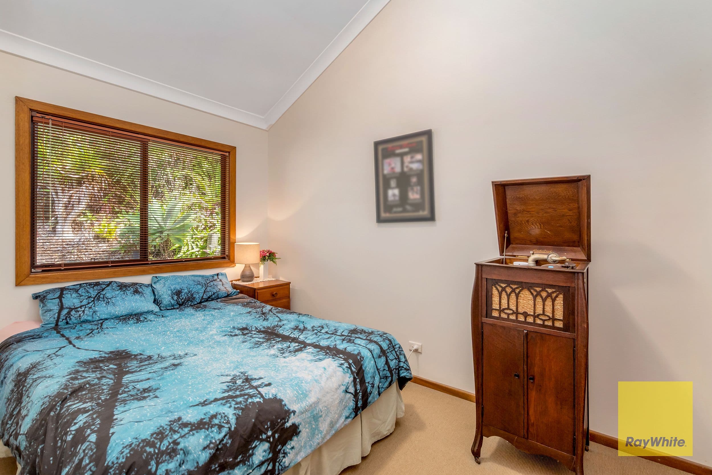 13 Edgecliff Road, Umina Beach NSW 2257, Umina Beach - Thumbnail 7