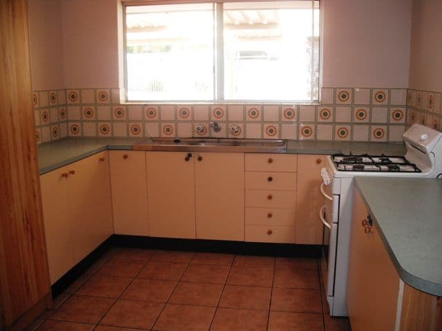 22 Elbuet Way, PARMELIA WA 6167, Parmelia - Thumbnail 2