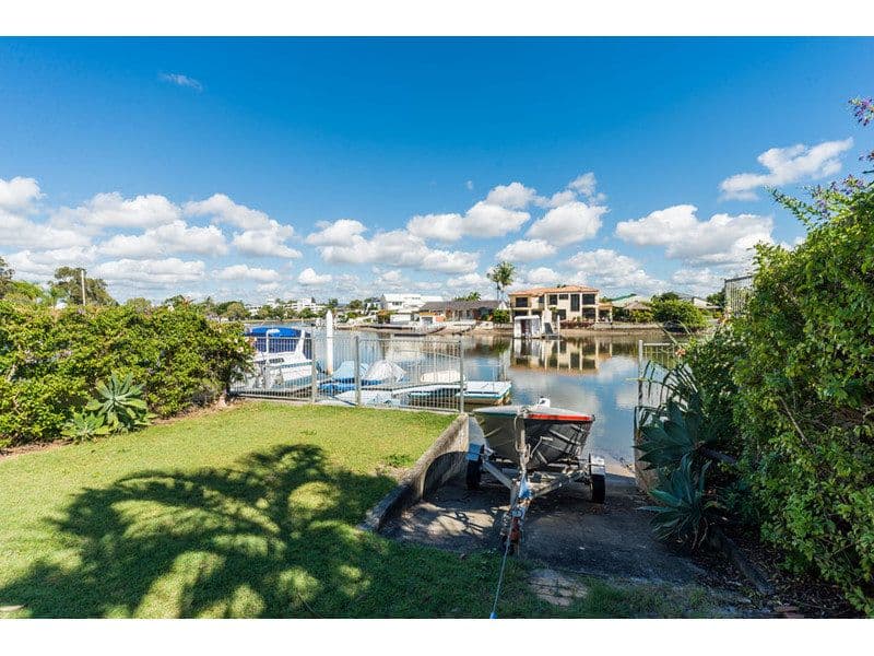 16 Back Street, Biggera Waters QLD 4216, Biggera Waters - Thumbnail 2