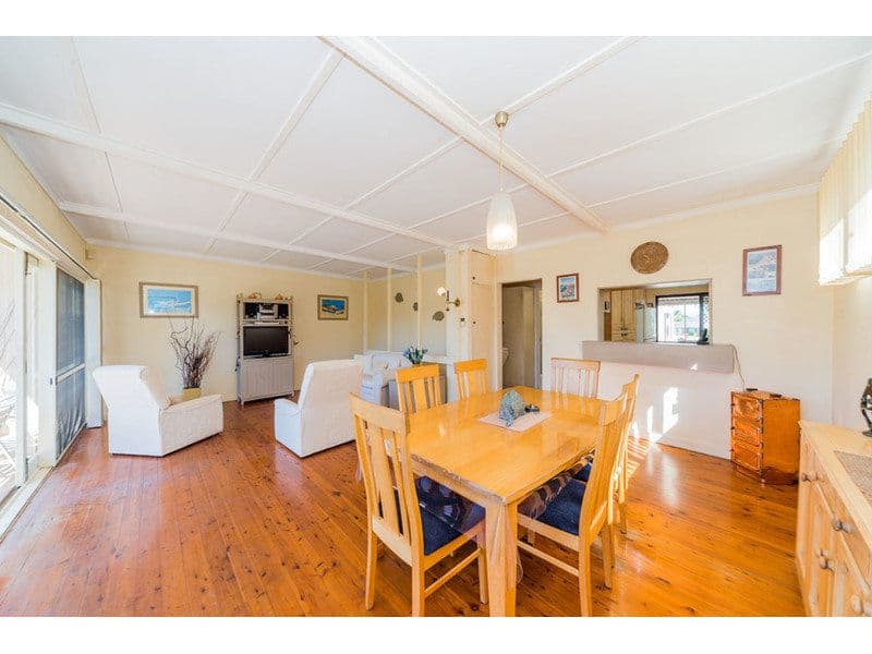 16 Back Street, Biggera Waters QLD 4216, Biggera Waters - Thumbnail 5