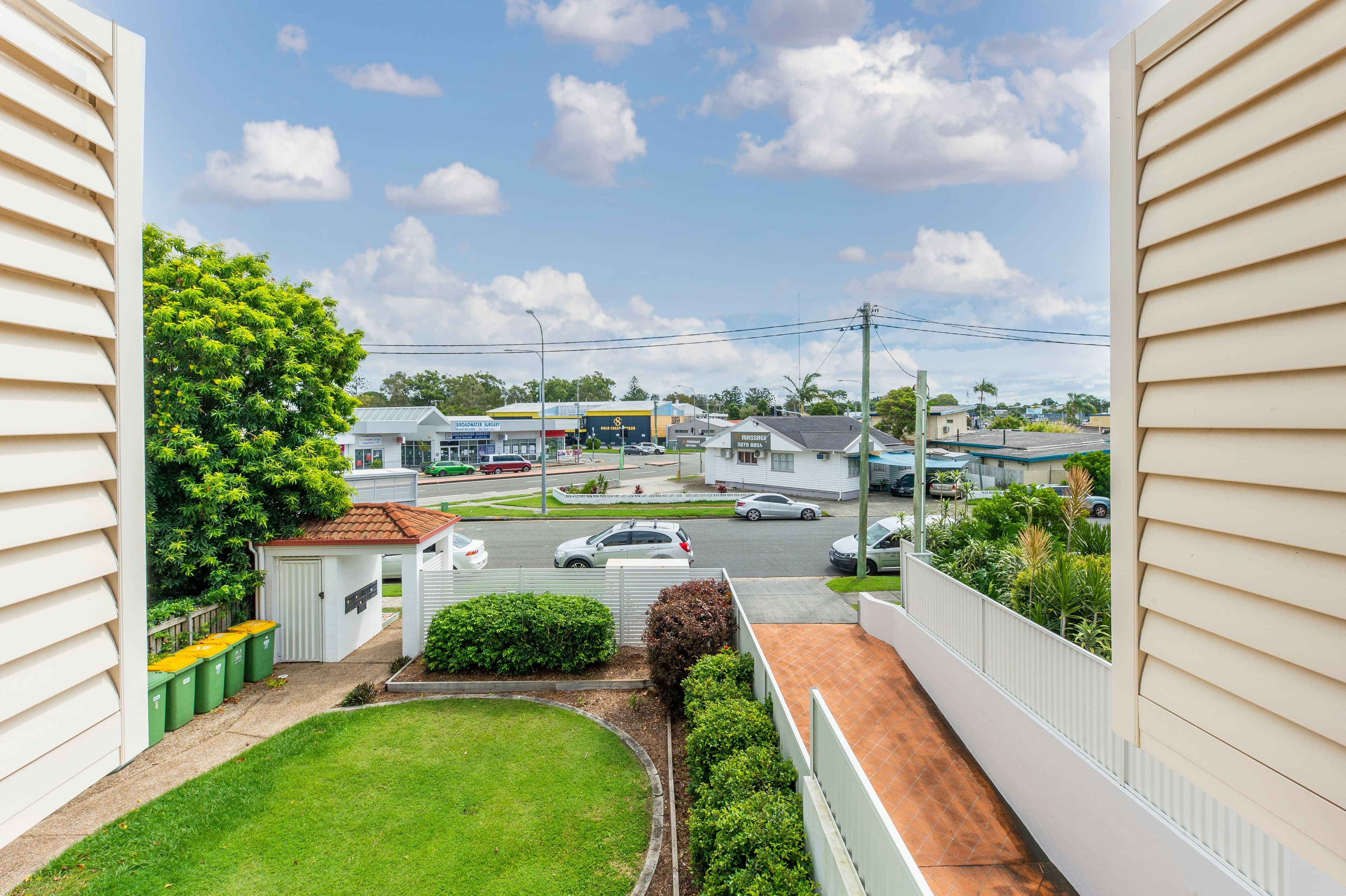 5 Loder Street, Biggera Waters QLD 4216, Biggera Waters - Thumbnail 4