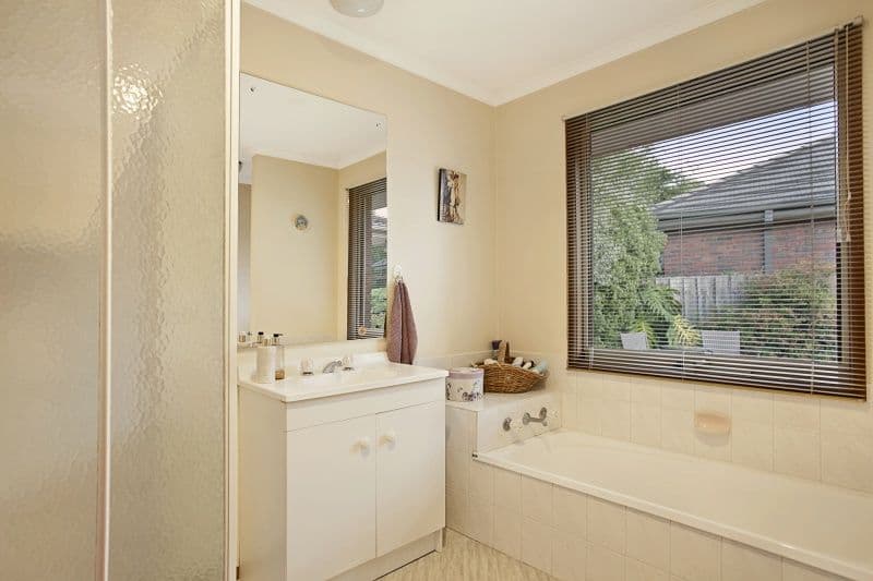 12 Jacinta Court, Aspendale Gardens VIC 3195, Aspendale Gardens - Thumbnail 4