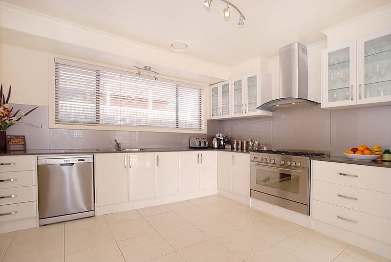 282 Gladstone Road, DANDENONG NORTH VIC 3175, Dandenong North - Thumbnail 6