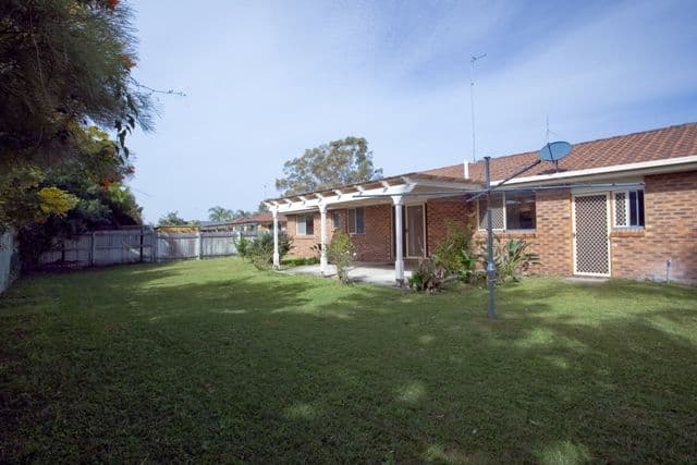 139  Hooker Boulevard, BROADBEACH WATERS QLD 4218, Broadbeach Waters - Thumbnail 2
