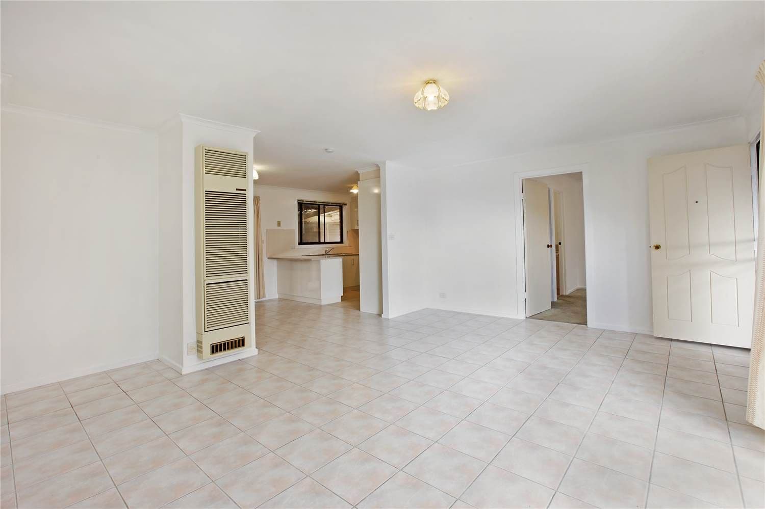 11 Enfield Close, CORIO VIC 3214, Corio - Thumbnail 4