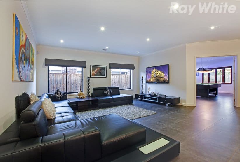 8 Woodstock Drive, Doreen VIC 3754, Doreen - Thumbnail 4
