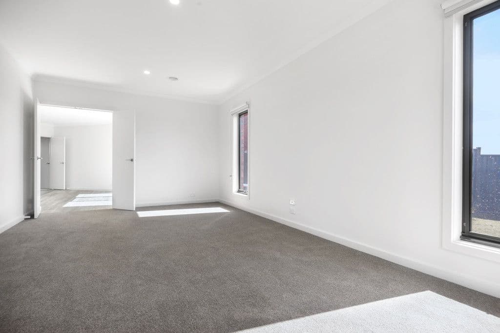 201b Burnbank Street, Lake Wendouree VIC 3350, Lake Wendouree - Thumbnail 4