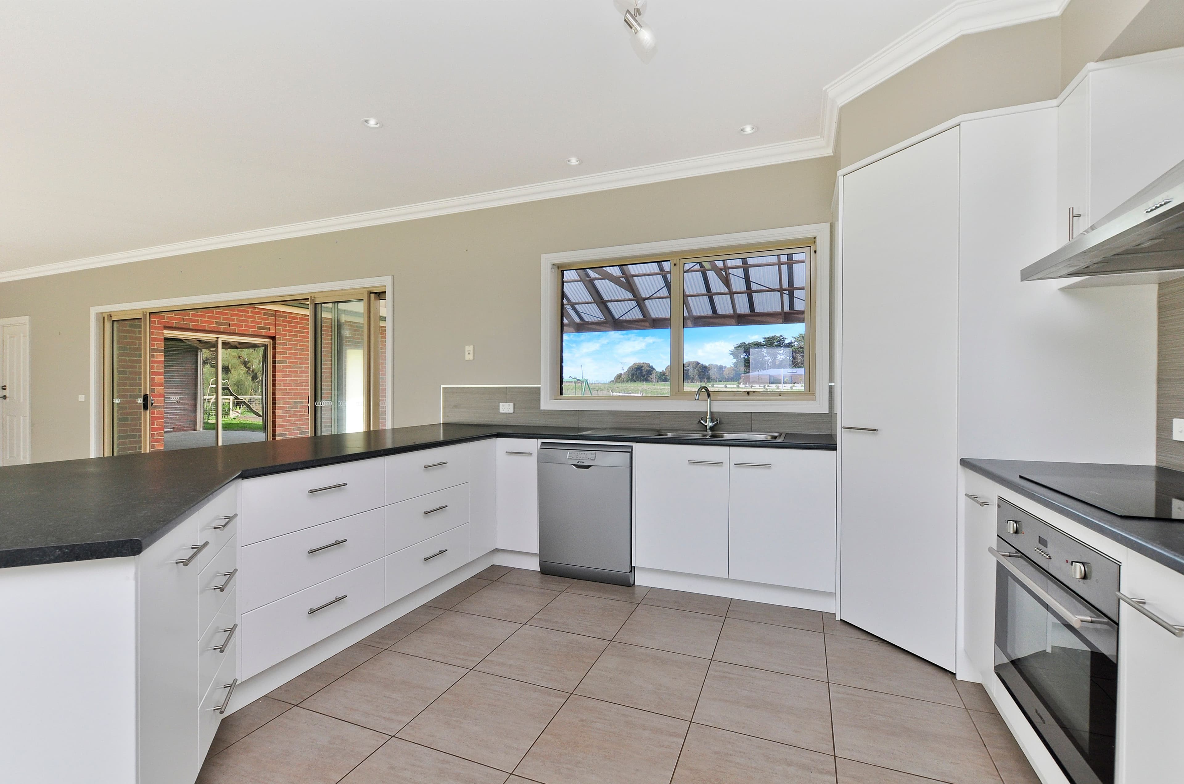 16 Otooles Lane, Illowa VIC 3282, Illowa - Thumbnail 4