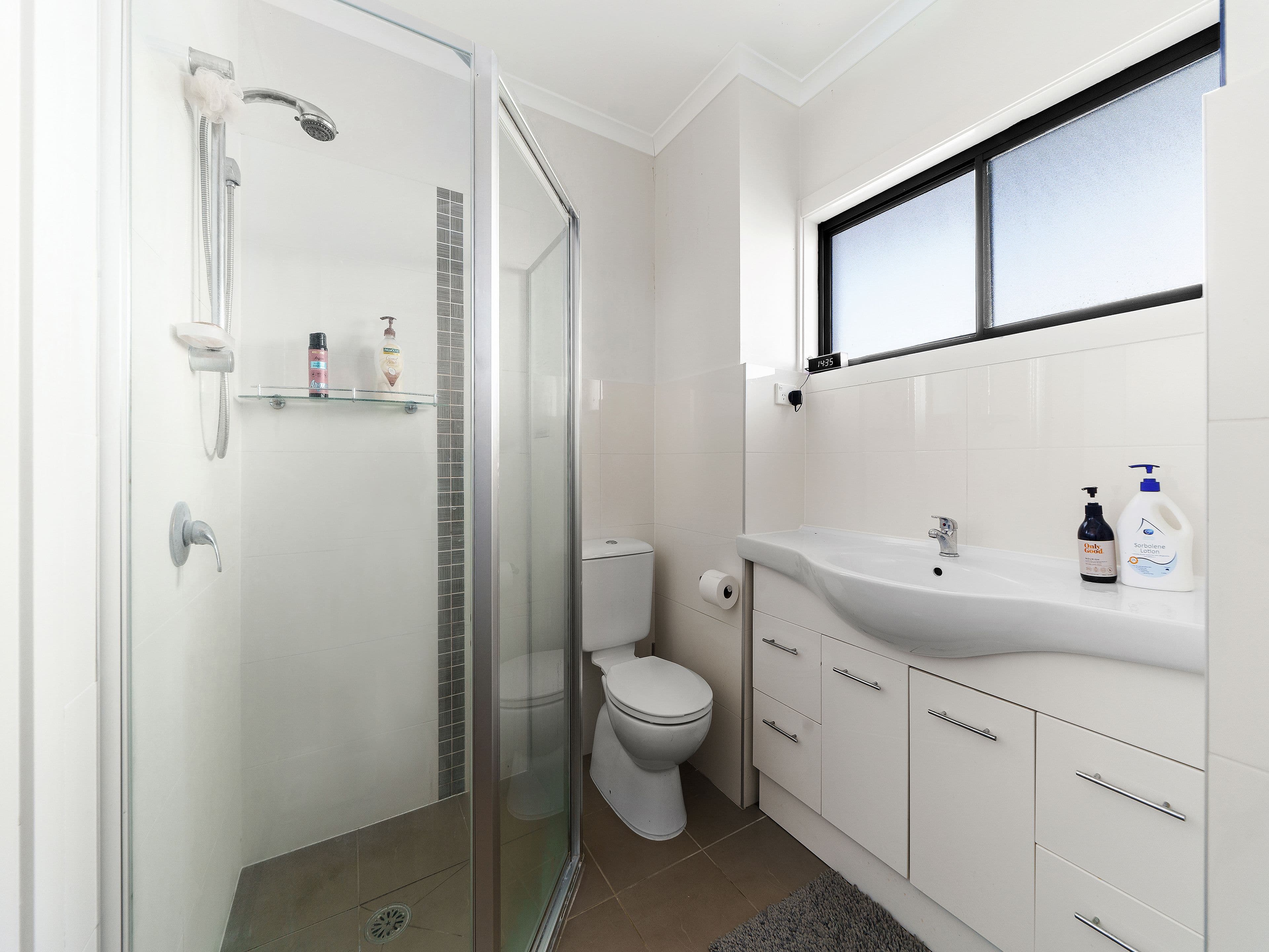 4 Ross Road, Queanbeyan NSW 2620, Queanbeyan - Thumbnail 2