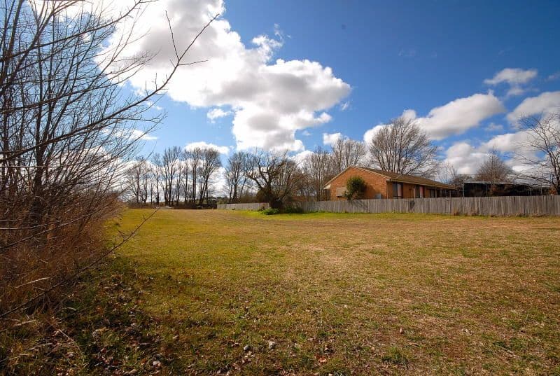 17 Solus Street, Braidwood NSW 2622, Braidwood - Thumbnail 2
