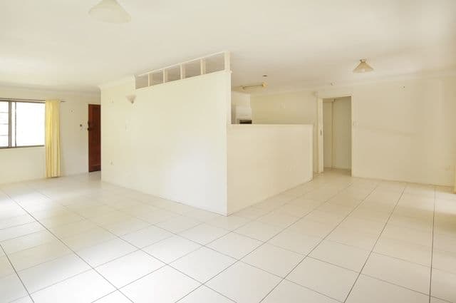 10 Isabel Street, LOGANLEA QLD 4131, Loganlea - Thumbnail 3