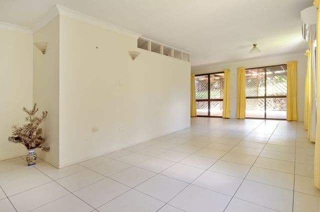 10 Isabel Street, LOGANLEA QLD 4131, Loganlea - Thumbnail 4