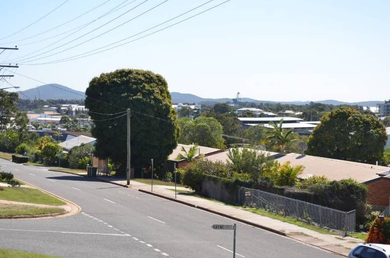 17 Scenery Street, WEST GLADSTONE QLD 4680, West Gladstone - Thumbnail 2