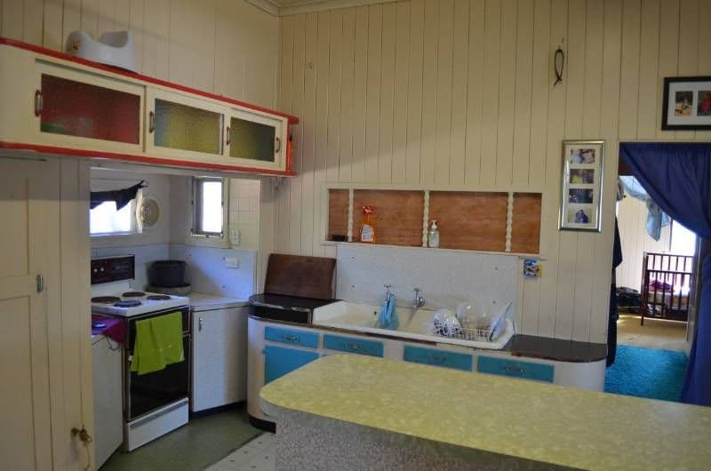 17 Scenery Street, WEST GLADSTONE QLD 4680, West Gladstone - Thumbnail 5