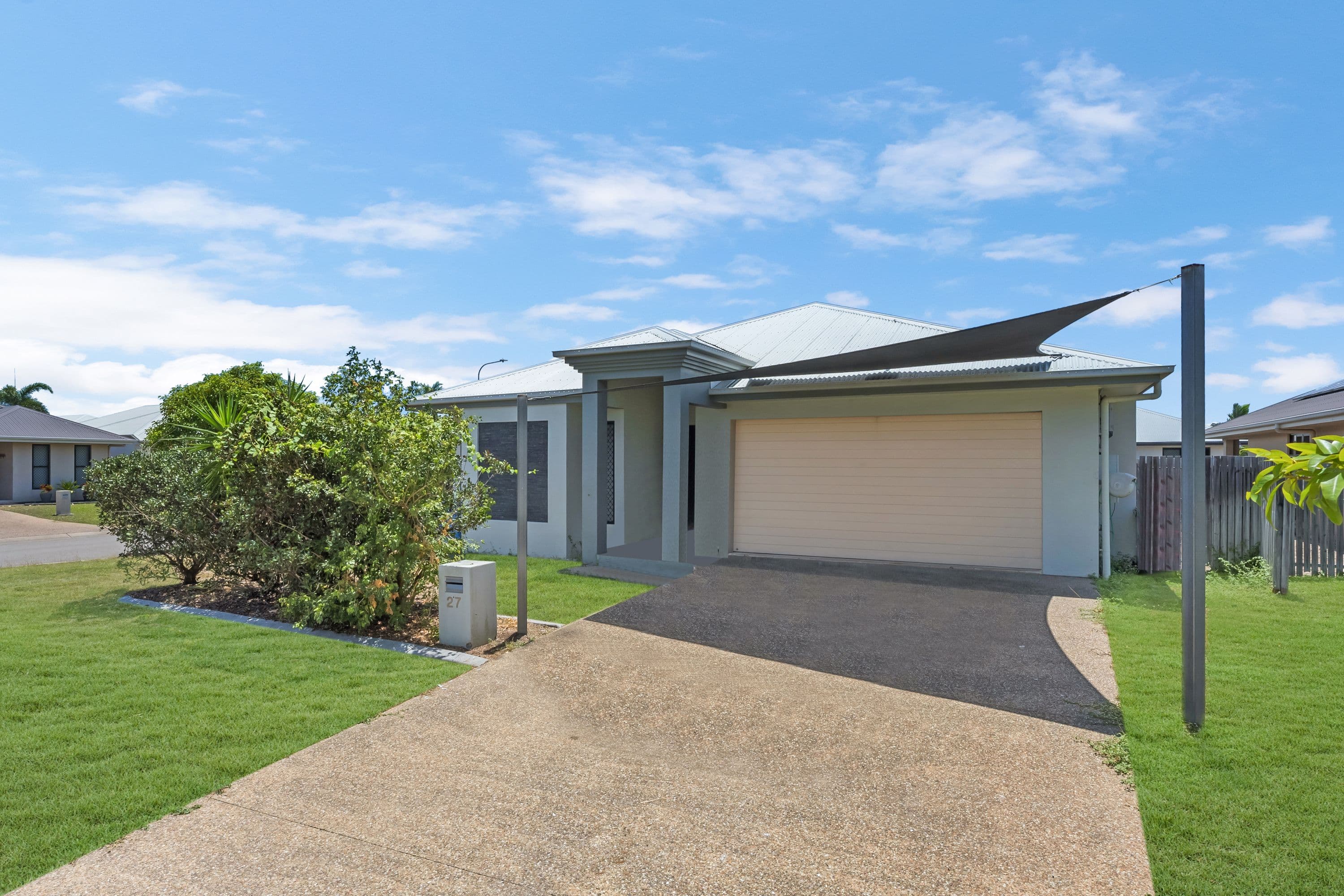 27 Biscayne Street, Burdell QLD 4818, Burdell - Image 1