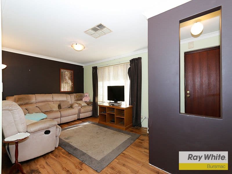 77 Giralia Parkway, Ballajura WA 6066, Ballajura - Thumbnail 8