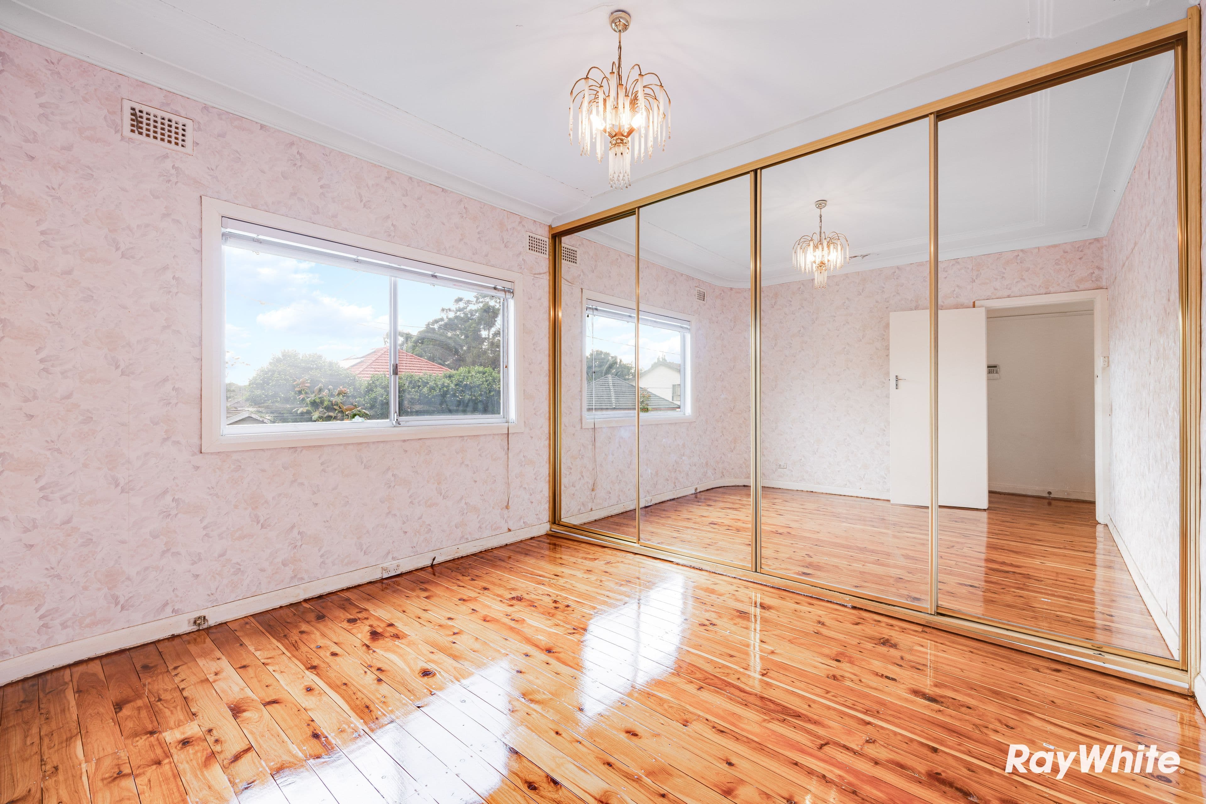 5 Lonard Avenue, Wiley Park NSW 2195, Wiley Park - Thumbnail 5