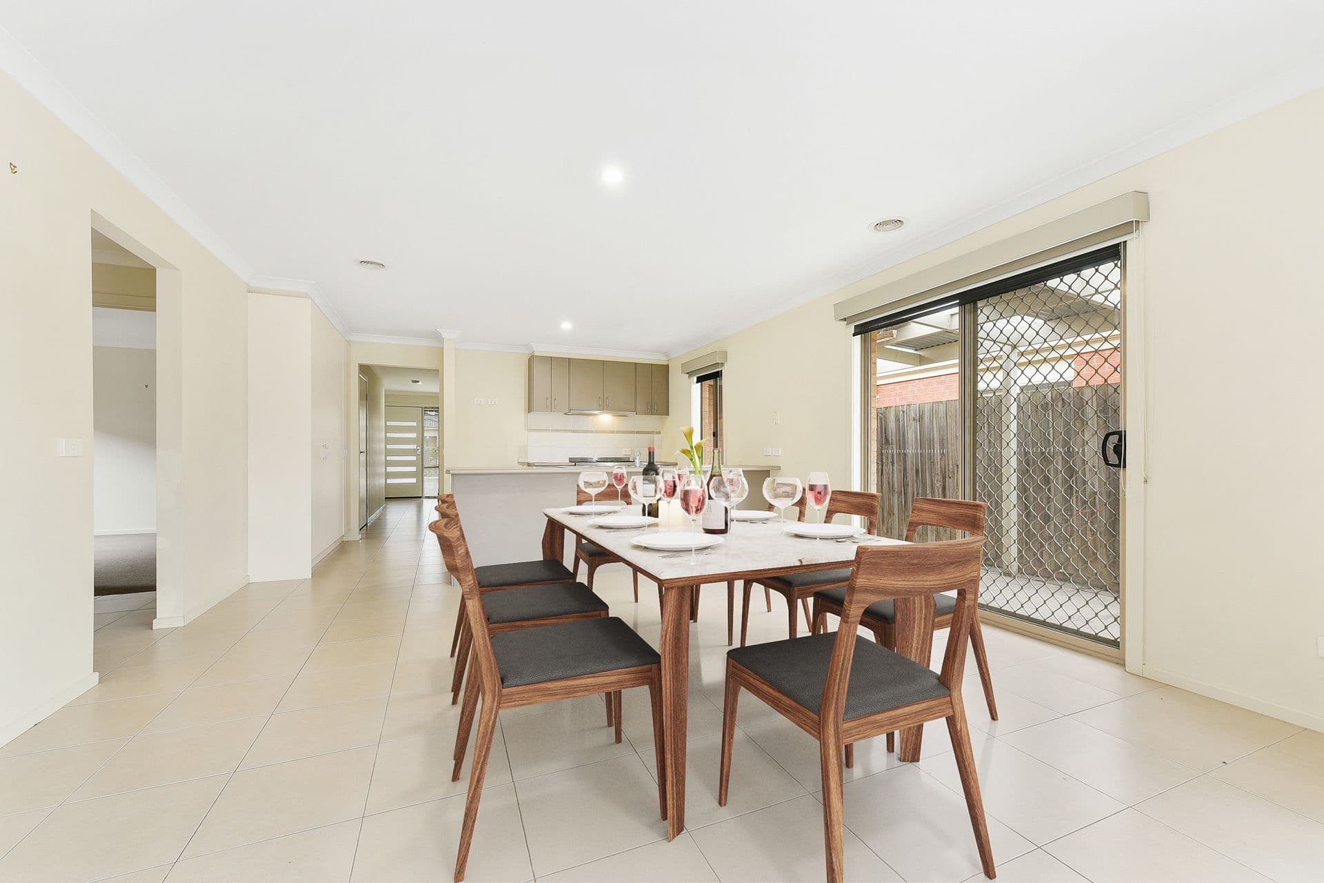 95 Melissa Way, Pakenham VIC 3810, Pakenham - Thumbnail 5