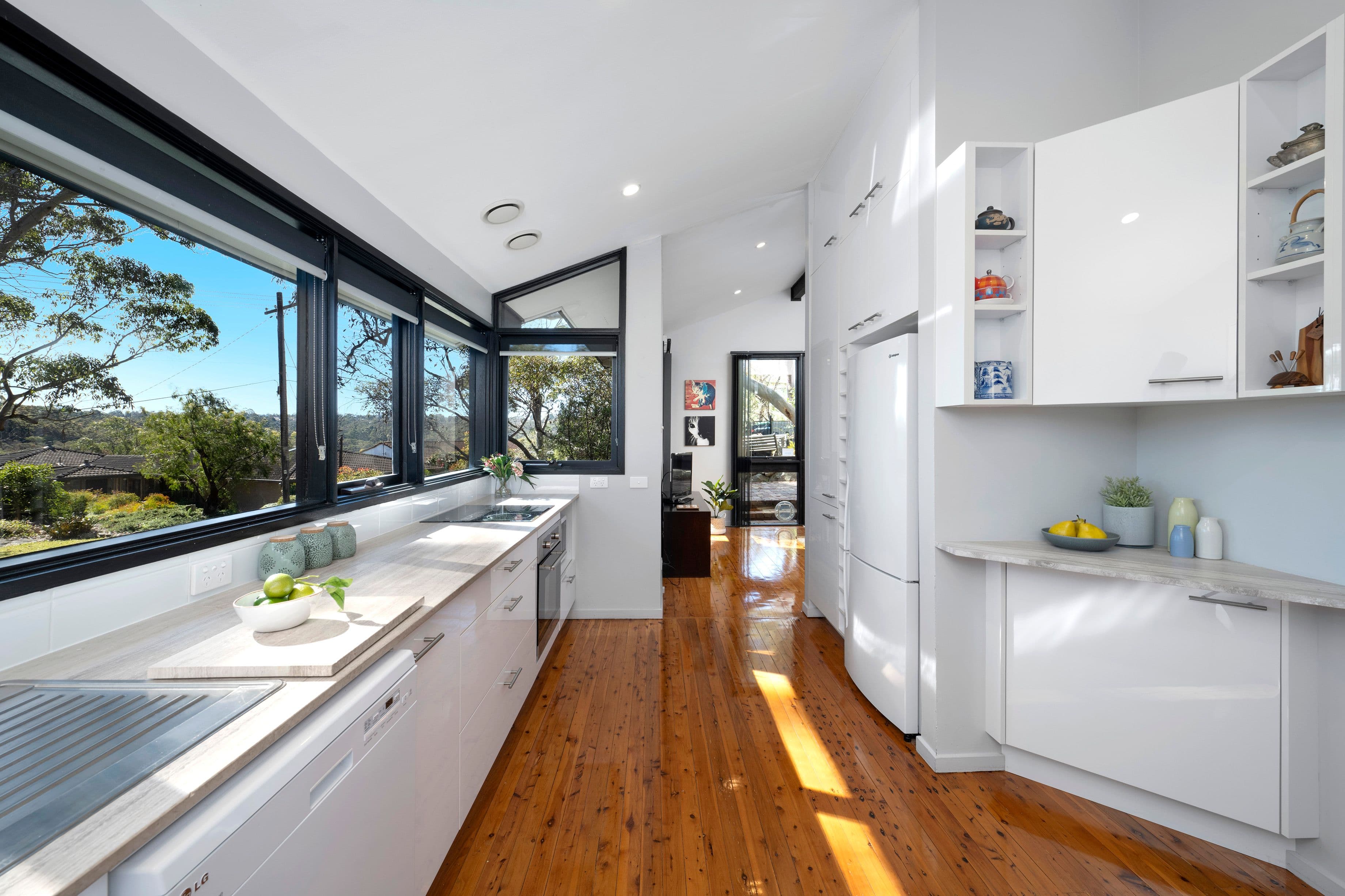 2 Kilkenny Avenue, Killarney Heights NSW 2087, Killarney Heights - Thumbnail 2