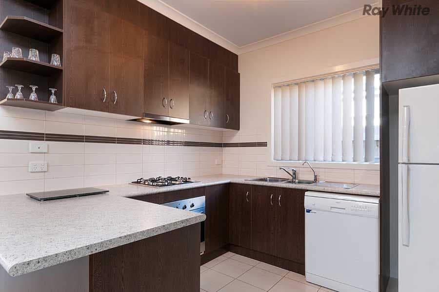 7 Gascoyne Way, Truganina VIC 3029, Truganina - Thumbnail 2