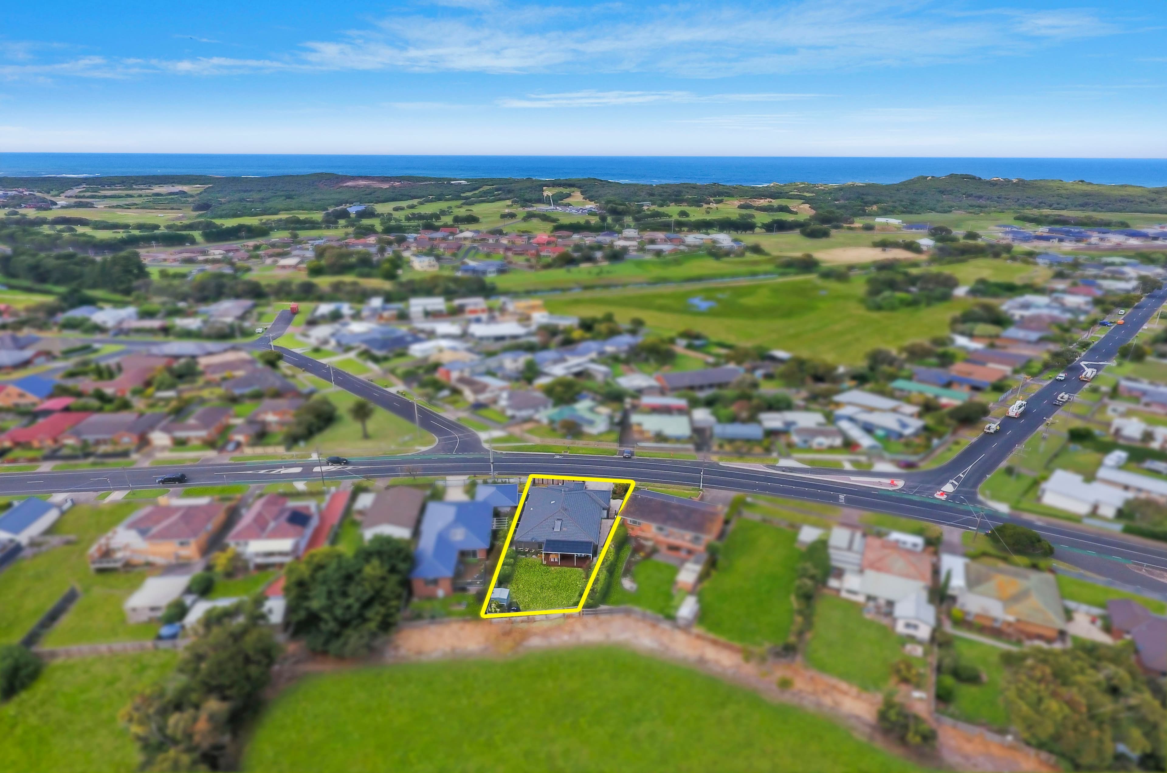 64 Merrivale Drive, Warrnambool VIC 3280, Warrnambool - Thumbnail 3