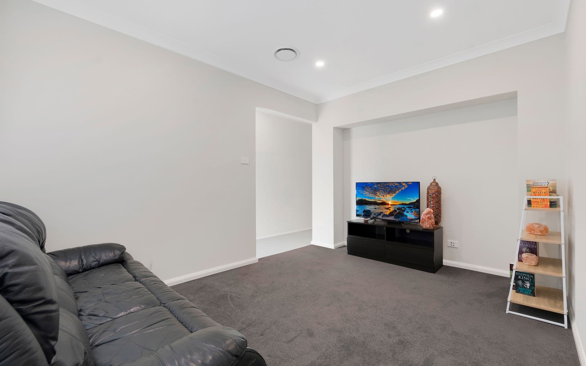 25 Burrows Avenue, Edmondson Park NSW 2174, Edmondson Park - Thumbnail 2