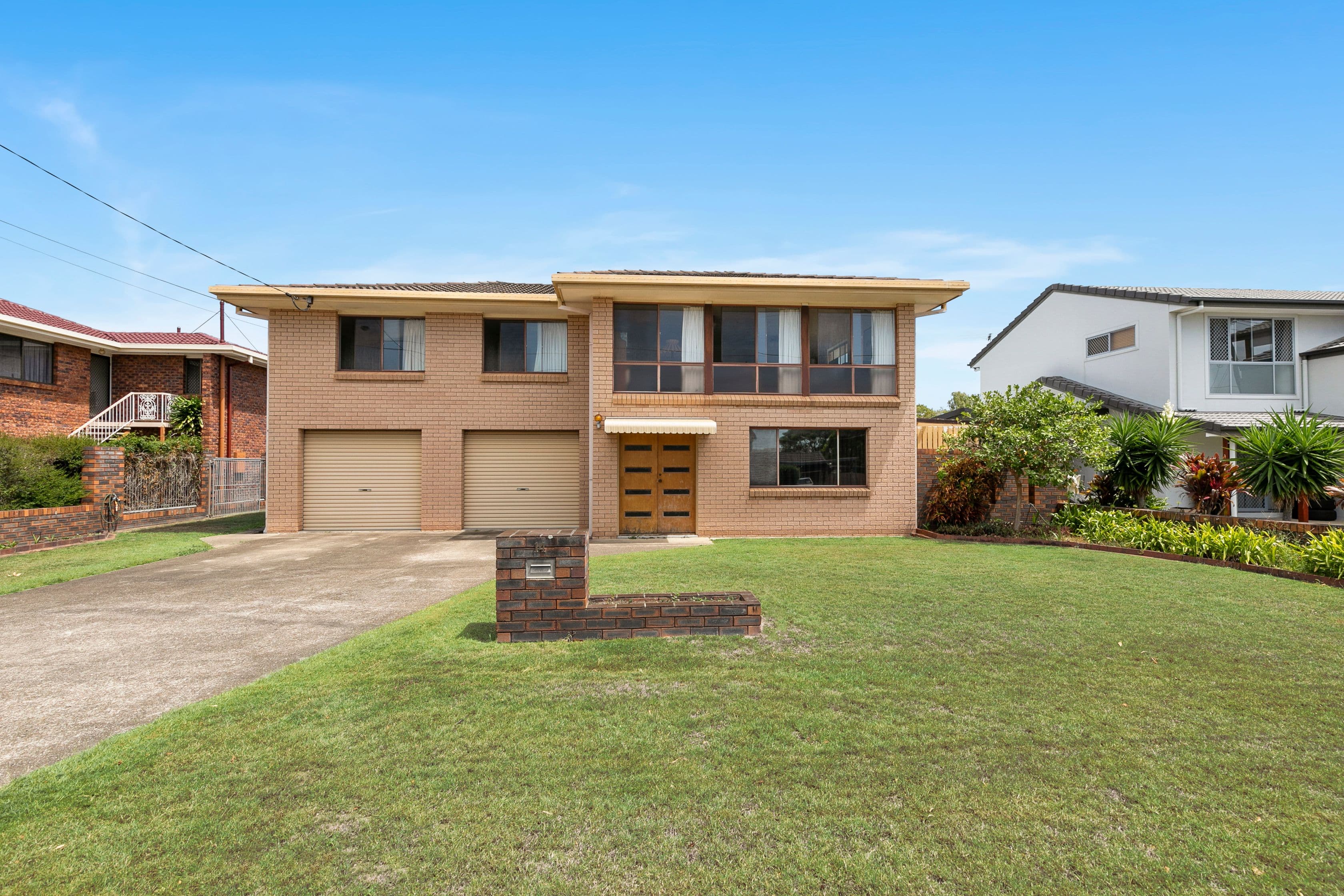 14 Lark Street, Birkdale QLD 4159, Birkdale - Thumbnail 2
