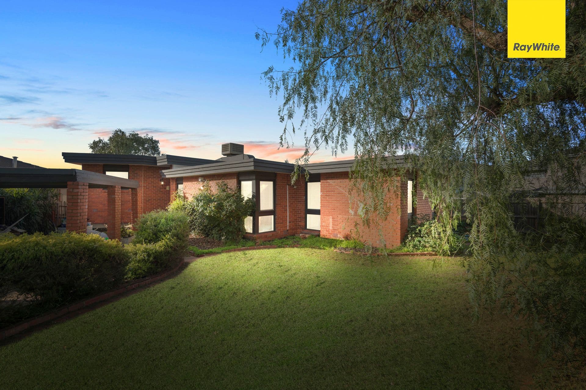 52 Rowan Drive, Kealba VIC 3021, Kealba - Thumbnail 2