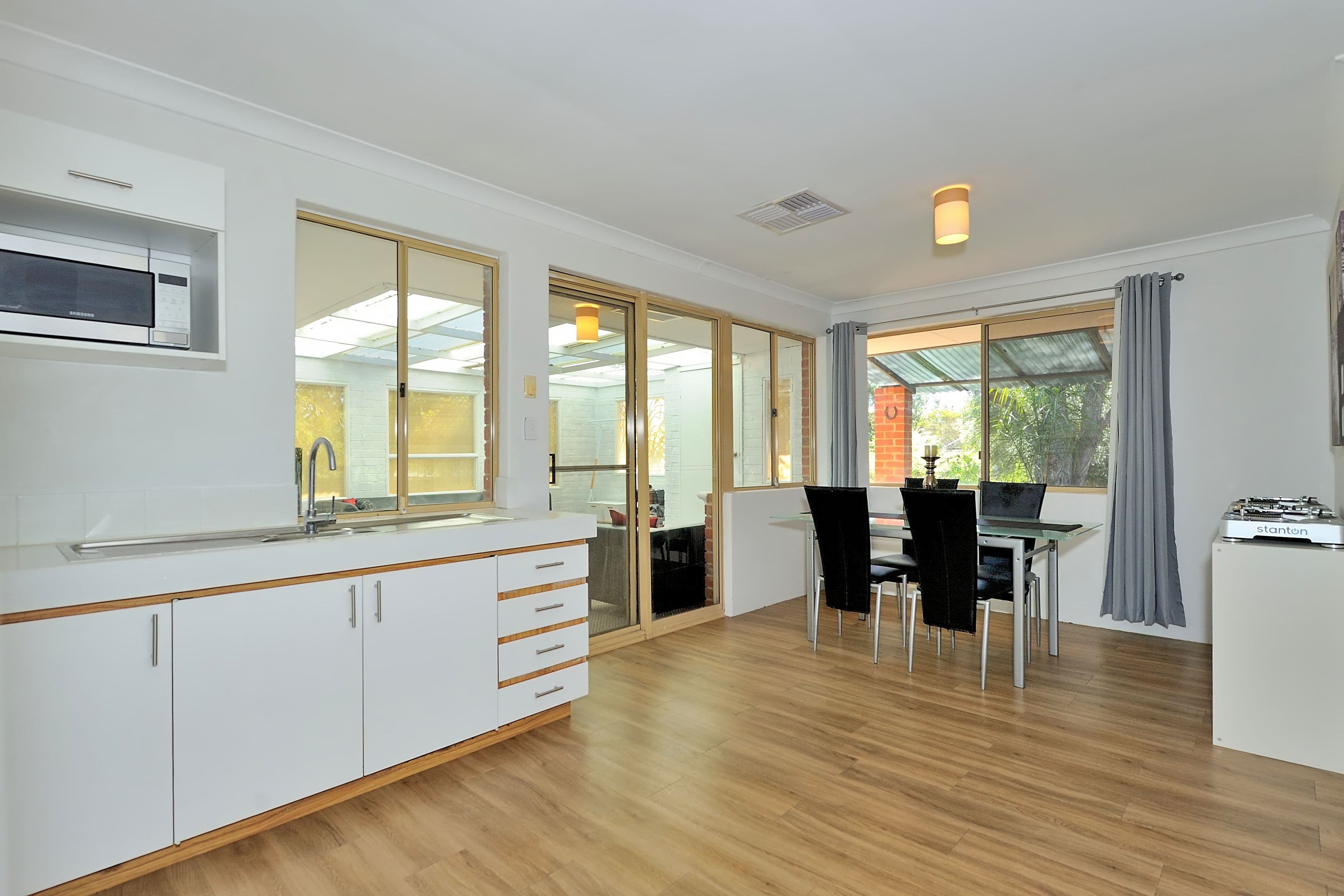 44 Ashley Street, West Footscray - Thumbnail 6