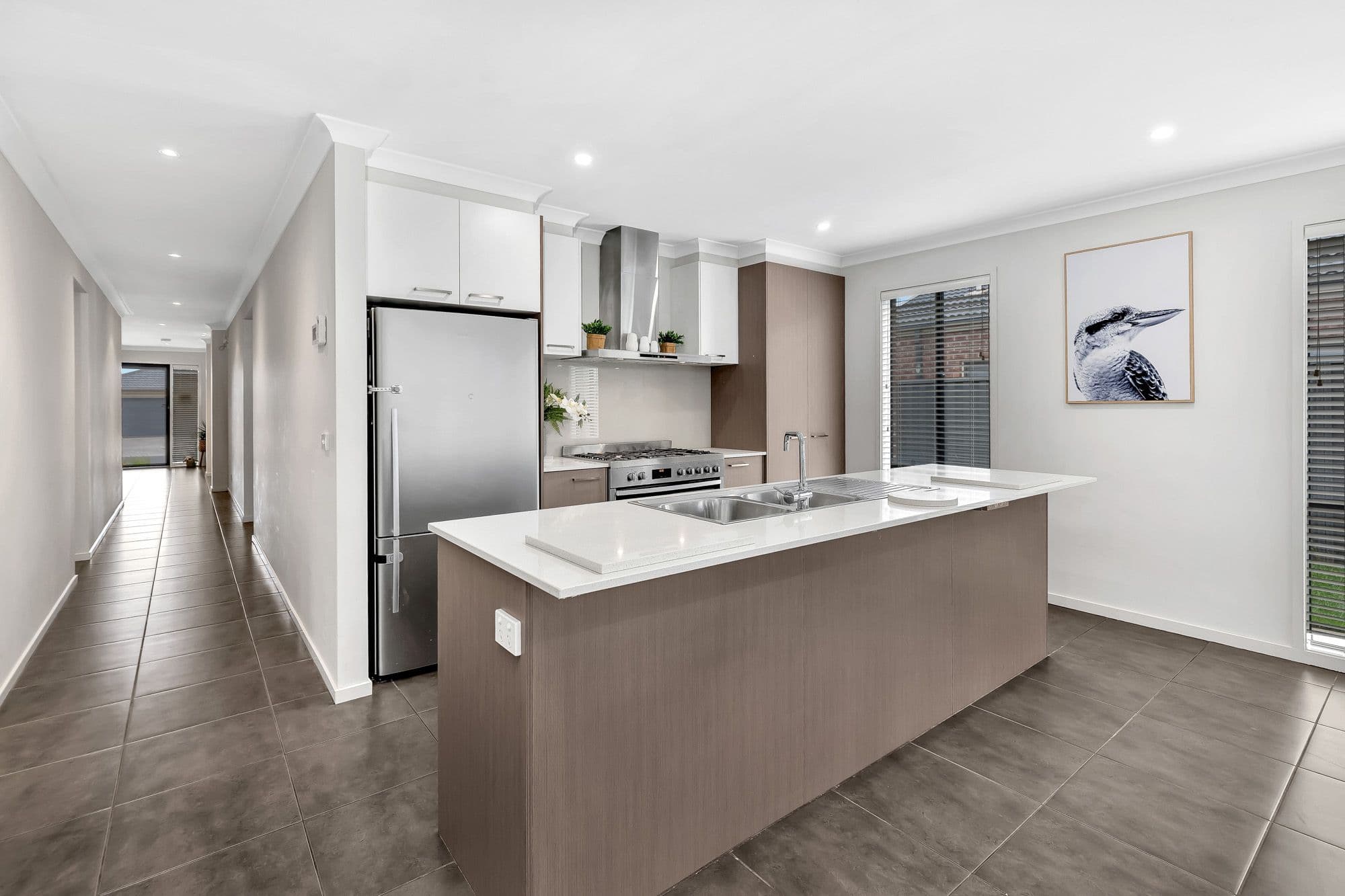 37 Weavers Street, Manor Lakes VIC 3024, Manor Lakes - Thumbnail 2