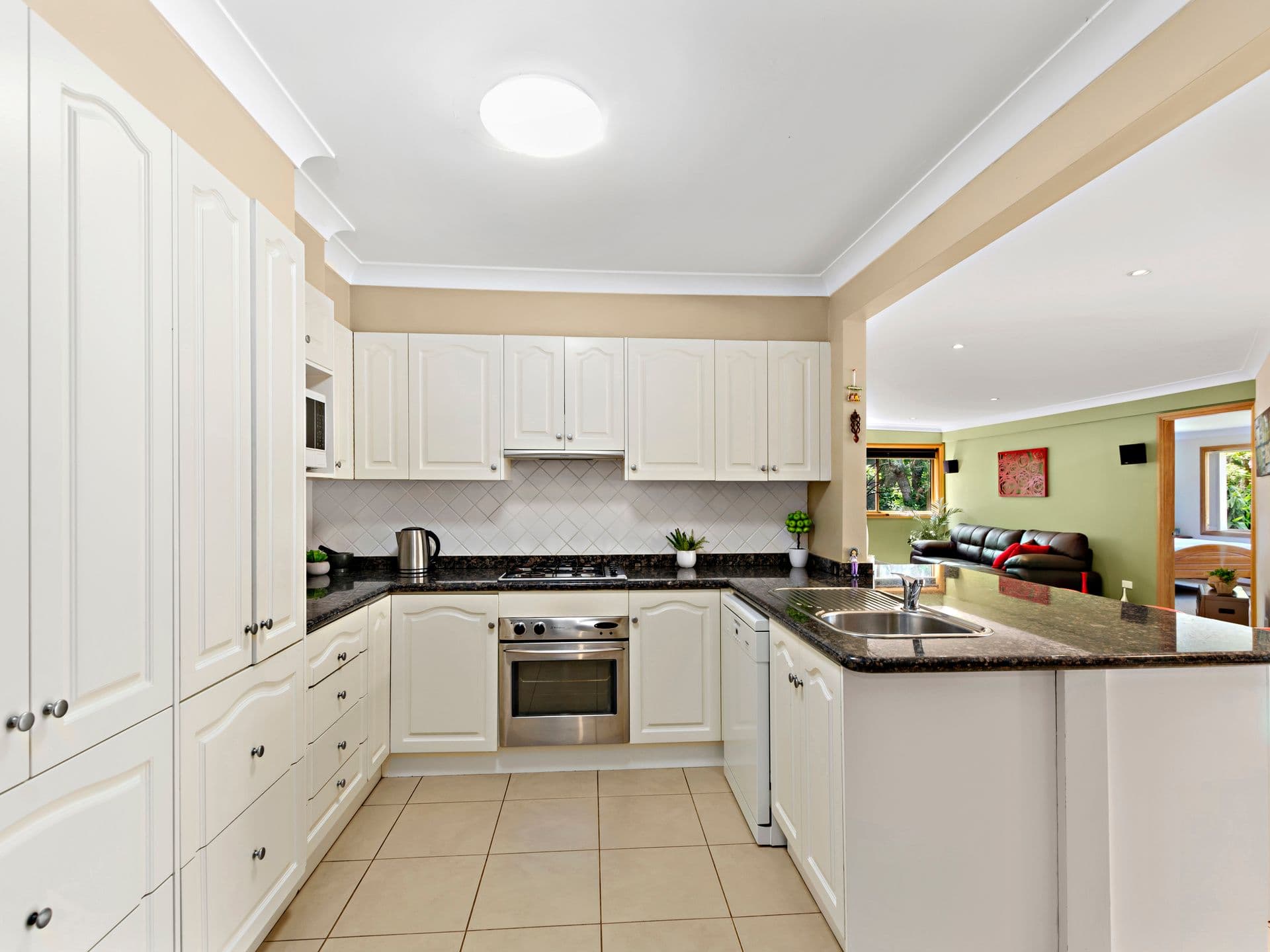 1 Joanne Street, Woonona - Thumbnail 3