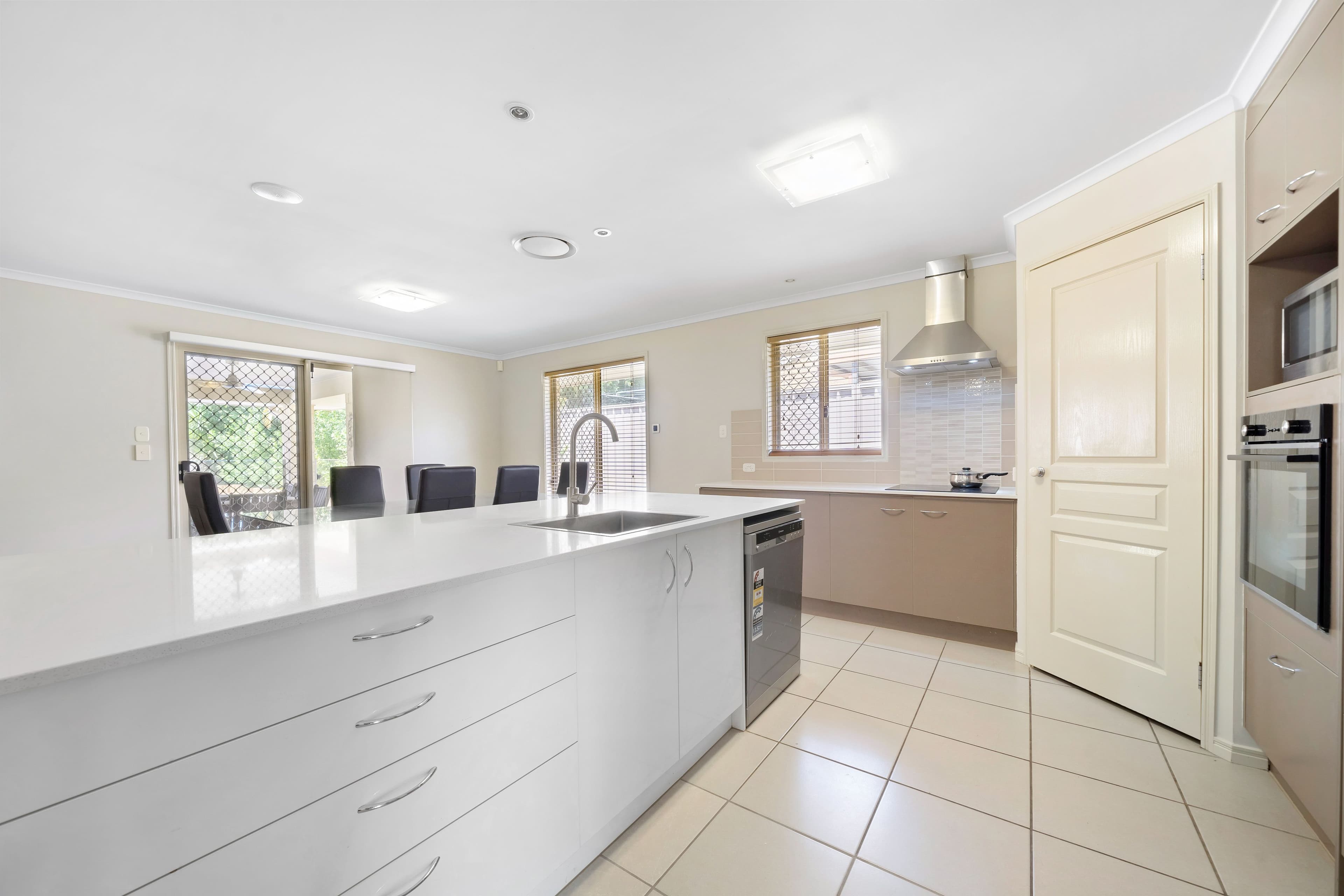 3 Outlook Street, Waterford West QLD 4133, Waterford West - Thumbnail 3