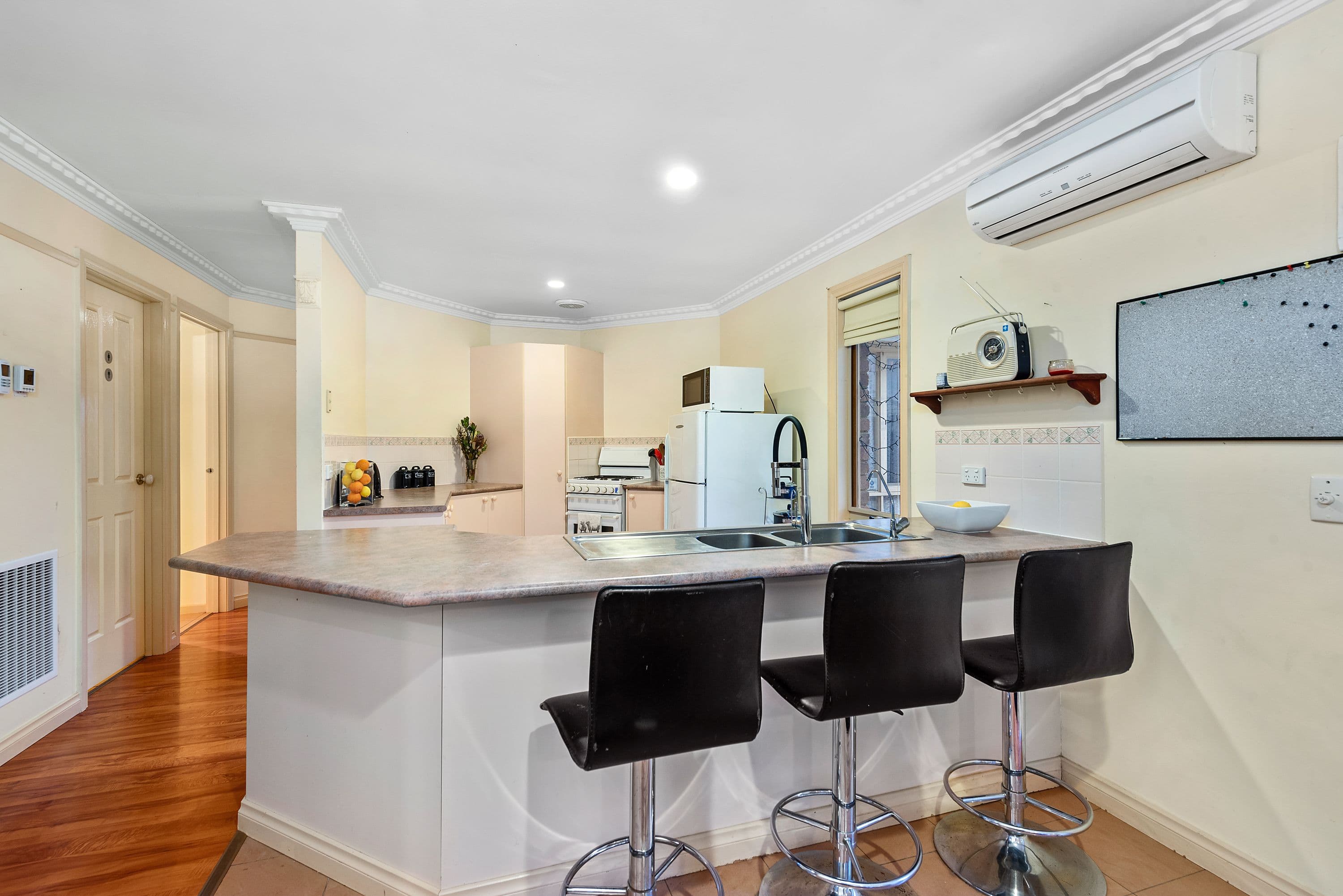 11 Jodie Place, Kilsyth South VIC 3137, Kilsyth South - Thumbnail 4