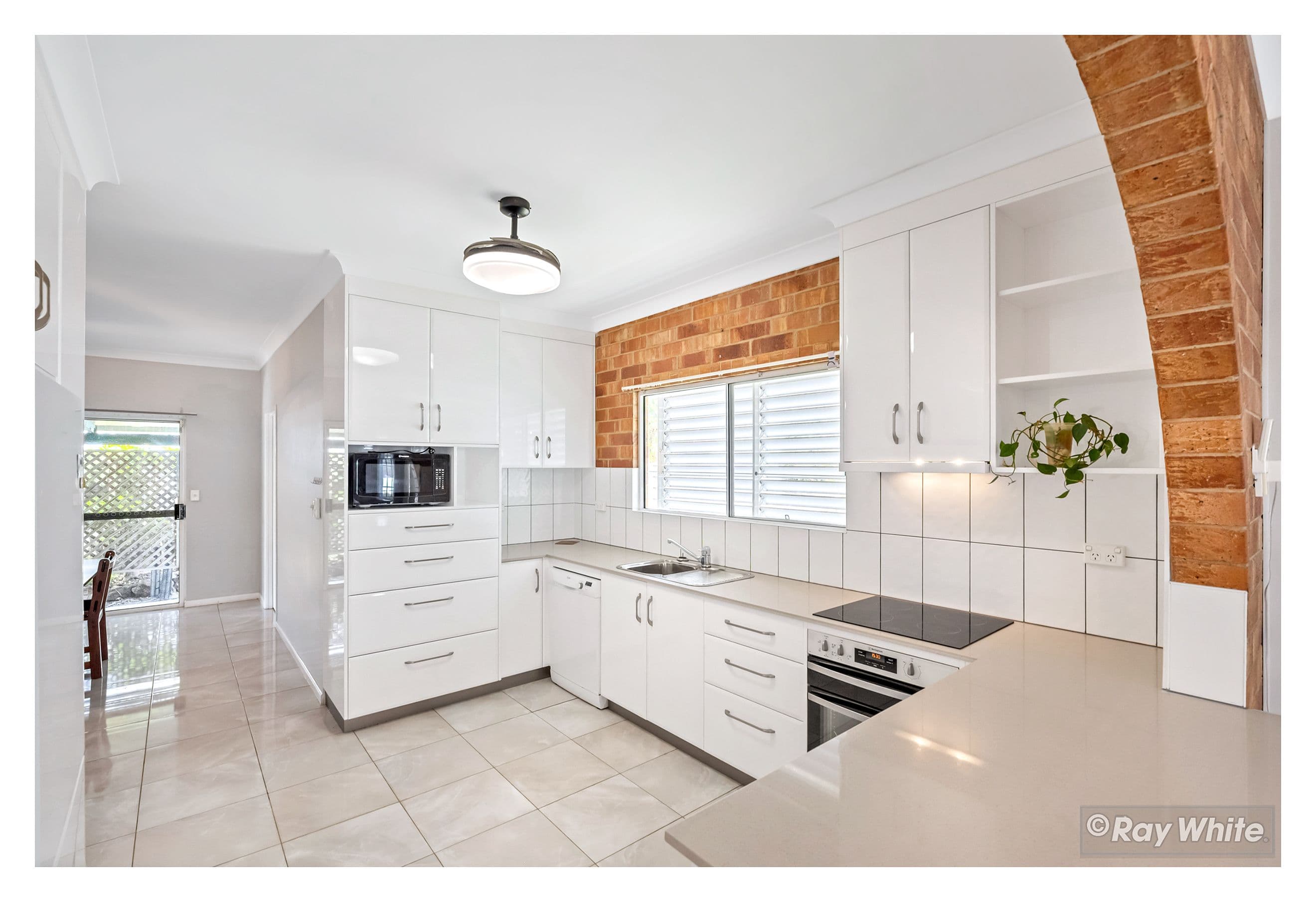 17 Casuarina Avenue, Taranganba QLD 4703, Taranganba - Thumbnail 4