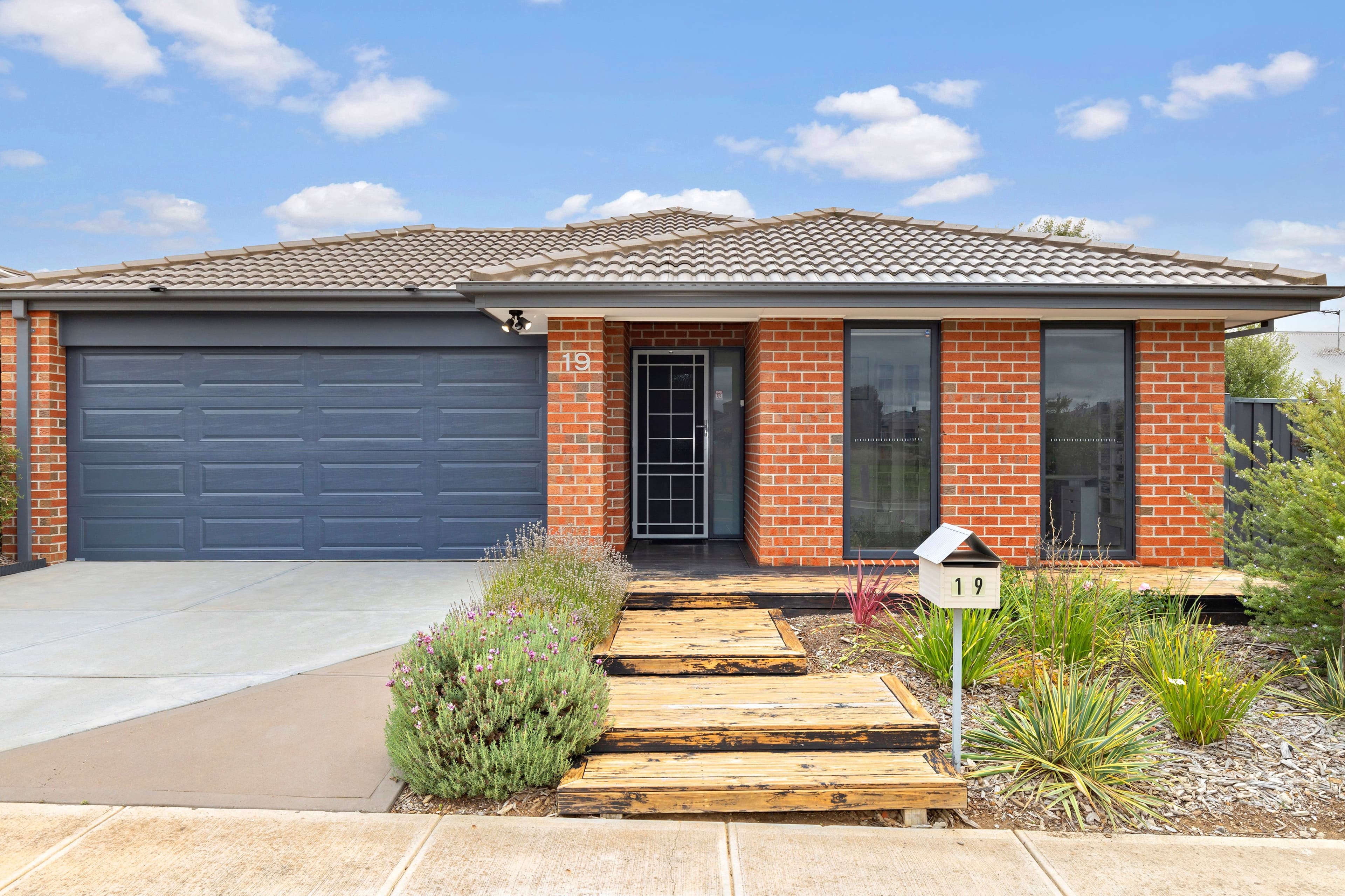 19 Park View Drive, Kilmore VIC 3764, Kilmore - Image 1