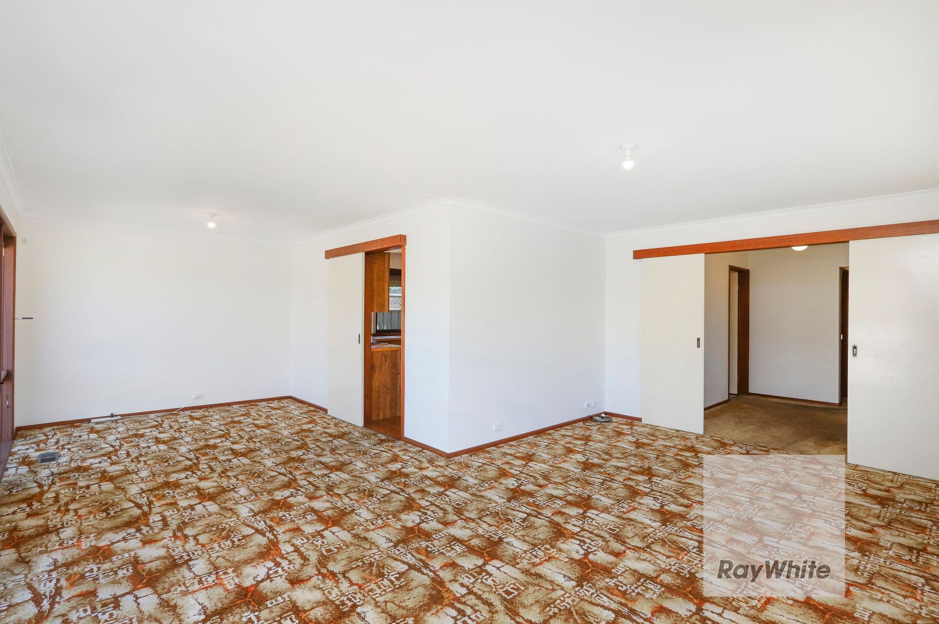 22 Handsworth Crescent, Tullamarine VIC 3043, Tullamarine - Thumbnail 4